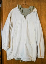 Vintage US Army First Pattern Reversible Green And White Parka With Talon Zippers