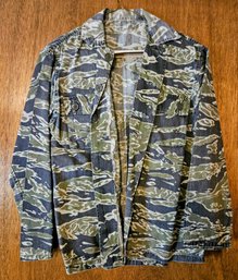 Camouflage Button-up Military Issue Longsleave