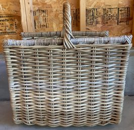 Plastic Wicker Magazine Rack