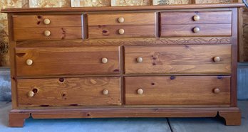 Basset Chest Of Drawers With 7 Drawers