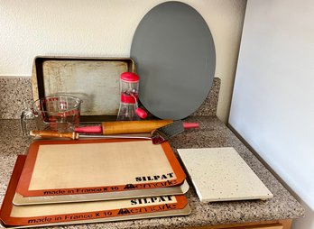 Baking Essentials Incl Cookie Sheets, Silicone Mats, Pyrex Measuring Cup & More