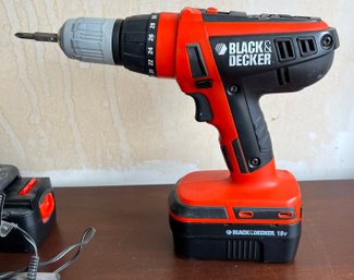 18V Black & Decker Drill With Charger And Battery, Tested And Works