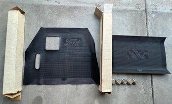 Ford Model T 1915-1925 Front/rear Floor Mats & Hub Caps