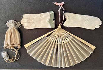 Vintage Ladies Lot Incl Bakelite Hand Fan, Beaded Satchel & Leather Gloves