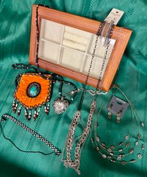 Nice Lot Of New & Like New Jewelry Incl. Gorgeous Beaded Pocket Purse