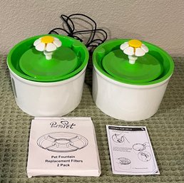 2 Plastic Pet Fountains By Peak Top Pet With Manual & Extra Filters