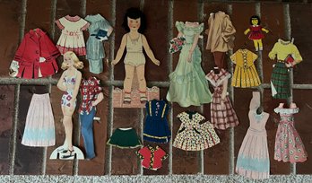 Collection Of Vintage Paper Dolls & Outfits