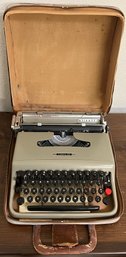 Vintage Lettera 22 Olivetti Type Writer With Storage Case