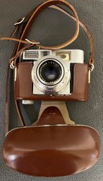 Voigtander Vitomatic 2 Camera Made In West Germany With Brown Case