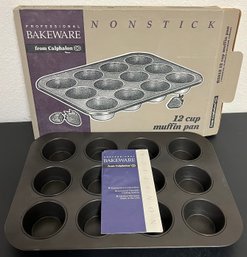 Calphalon Professional Bakeware Nonstick 12 Cup Muffin Pan