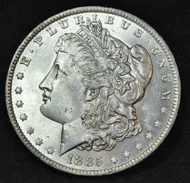 1885-O  Morgan Silver Dollar  AU / BU  FULL CHEST FEATHERING!  SUPER NICE! (zxt45)