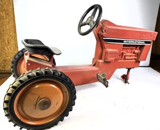 International Pedal Tractor Model 404 - Missing Front Wheel