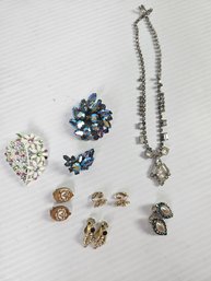 Few Pieces Of Vintage Jewelry