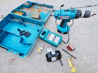 Makita Drill 2.6ah Works With Case