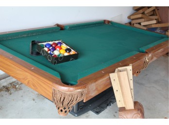 Pool Table With Full Set Of Balls / Needs Some Work