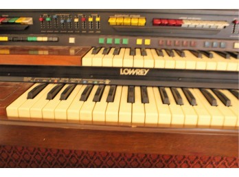 Lowrey Organ