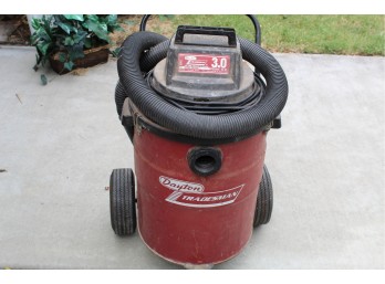 Dayton Wet / Dry Vacuum Cleaner