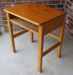 Vintage School Desk 2 Ft Wide, 18' Deep And 26' Tall, Very Solid, Would Make A Great Project