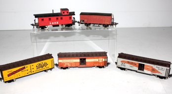 HO Scale Railroad Cars