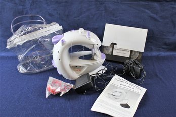 Personal Sewer Deluxe Professional Style Sewing Machine