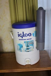 Igloo Drinking Water 5 Gallon With Cup Holder