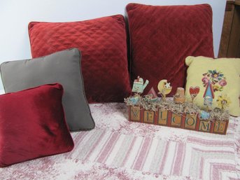 Bedspread 84 X 84 And Decorative Pillows With Wooden Welcome Sign, Needs Reglued