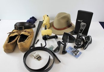 Mens Miscellaneous, Two Electric Shavers, Hat, Belts, Shoe Stretcher Etc