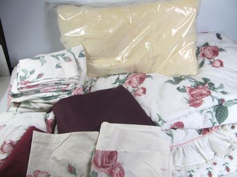 Tempur-Pedic Queen Pillow In Box, Appears Unused Bedspread With Miscellaneous Sheets