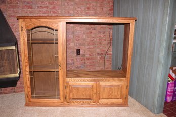 Oak TV Cabinet 58x17.5 X 4 Ft Tall