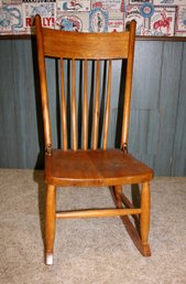 Cute Small Antique Wood Rocker, Great Shape, Family Brought To Kansas In Covered Wagon