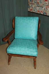Vintage Wood Chair-vinyl Cushions, Great Shape But Some Wear On Bottom Of Legs 29 X 30 X 33 Tall
