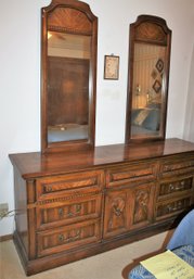 Long Bedroom Dresser With Double Mirrors 17 X 80 X 30 In Tall Mirrors Are 19 X 47