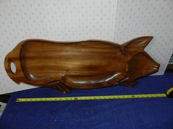 CARVER WOODEN PIG SHAPED CHARCUTERIE TRAY