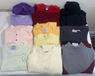 Women's Size Medium Knitwear