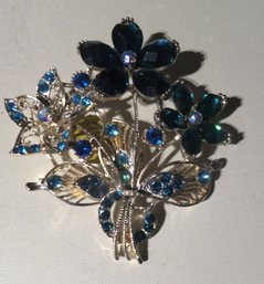 FLOWER PIN