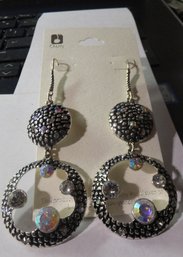 DANGLE PIERCED EARRINGS