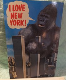 POST CARD KING KONG AT WORLD TRADW CENTERS