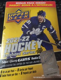 UPPER DECK 2021-2022 HOCKEY CARDS