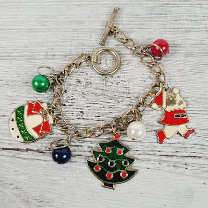 Vintage Bracelet 7' Christmas Holiday Charm Beautiful Design Classic Costume Jewelry