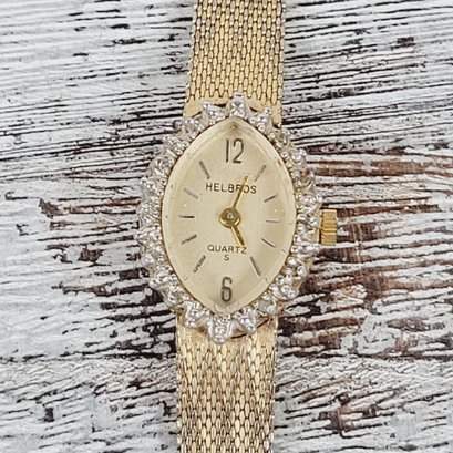 Vintage Watch Helbros Quartz 6 1/2-7' Gold-tone Beautiful Design Classic Costume Jewelry