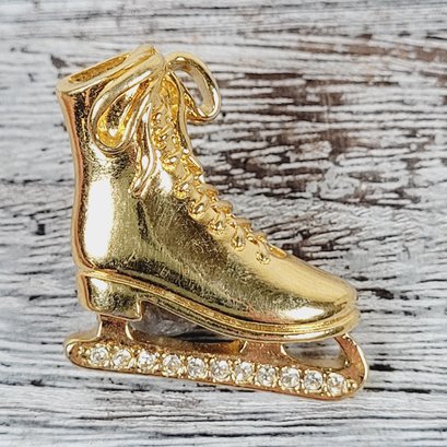 Vintage Rhinestone Figure Skate Pin Gold Tone Beautiful Design Classic Costume Jewelry