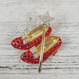 Vintage Ruby Rhinestone Slippers/shoes Star Wand Brooch Wizard Of Oz Pin Beautiful Design