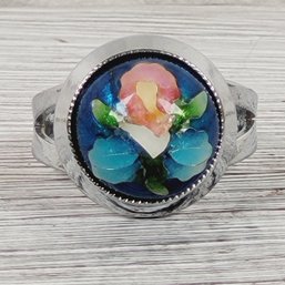 Vintage Ring Sz. 7 Silver Tone Blue Floral Beautiful Costume Design Classic