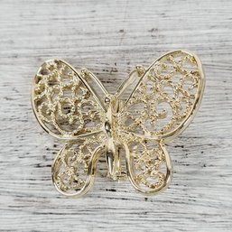 Vintage Butterfly Brooch Gold Tone Pin Beautiful Design Classic Costume Jewelry