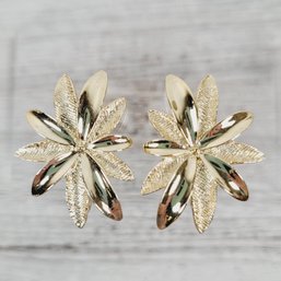 Vintage Earrings Clip On Sarah Coventry  Gold-tone Stud Beautiful Design Classic Costume Jewelry