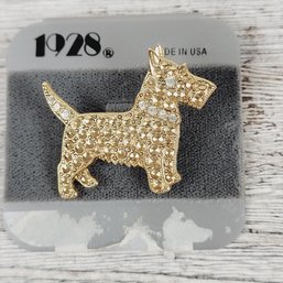 Vintage 1928 Brooch/pin Scottish Terrier Scottie Dog Gold-Tone Beautiful Design Classic Costume Jewelry
