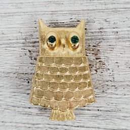Vintage Brooch/pin Avon Owl With Perfume Holder Belly Gold-Tone Beautiful Design Classic Costume Jewelry