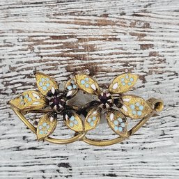 Antique Brooch/pin Flowers Turquoise Gold-Tone Beautiful Design Classic Costume Jewelry
