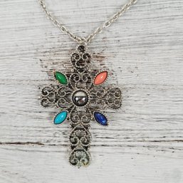 Vintage Necklace Avon 23 1/2' Chain With Cross Pendant Silver-tone Beautiful Design Classic Costume Jewelry