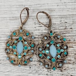 Vintage Earring Blue Stone Dangle Beautiful Design Classic Costume Jewelry